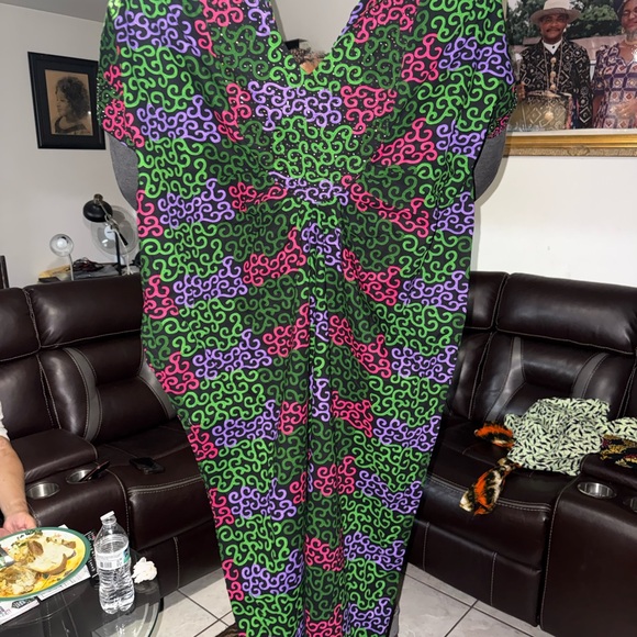 Colorful Patterned Dress - Picture 2 of 3